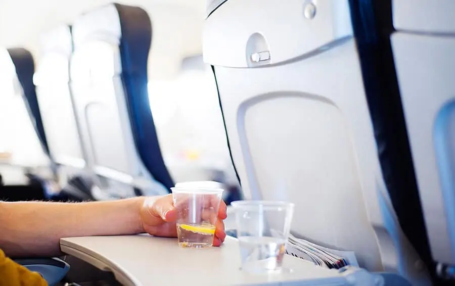 Lifehacks for those who often fly by plane