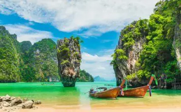 Shopping in beautiful Phuket
