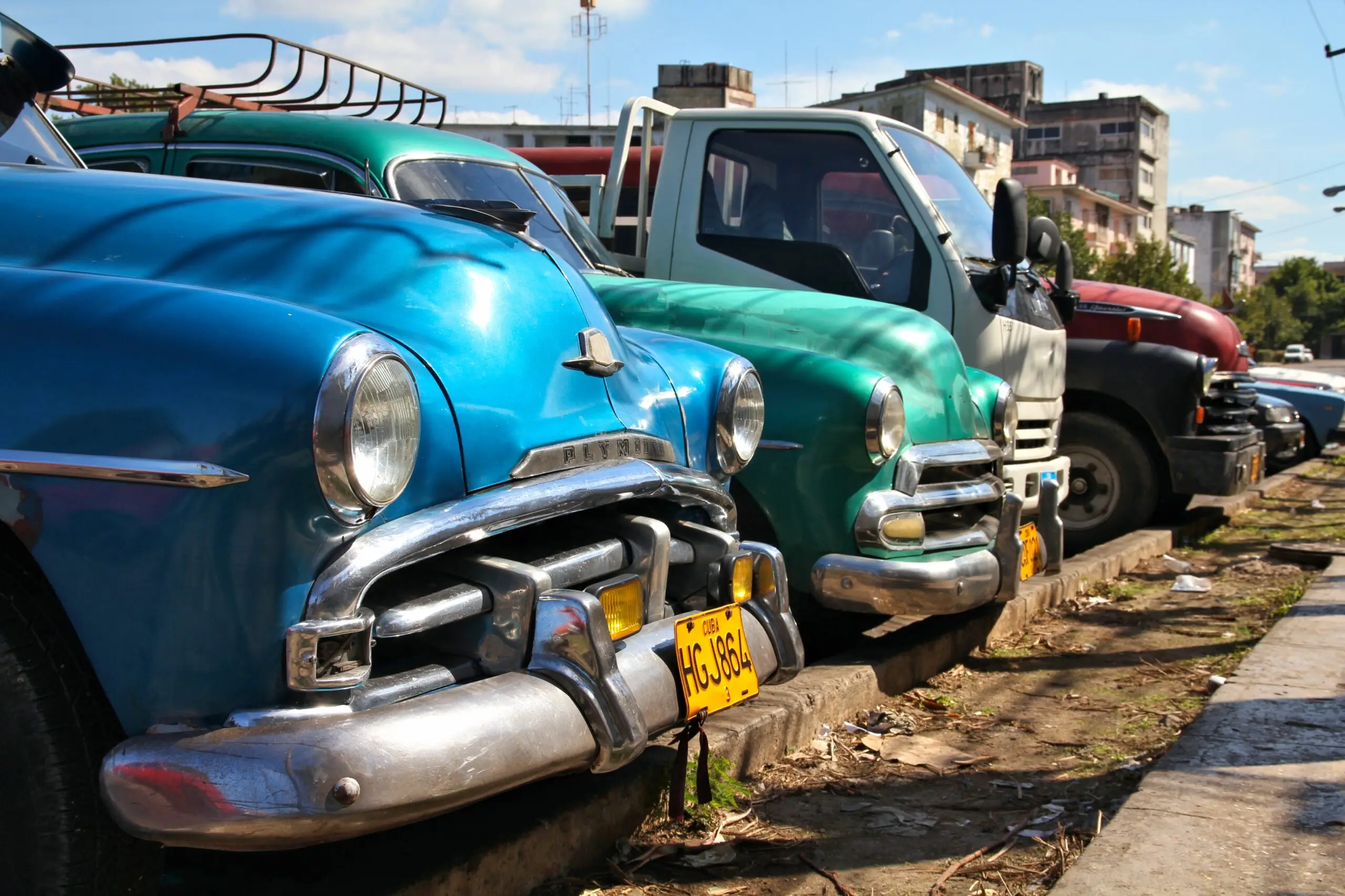 A classic 1950s American car in Havana