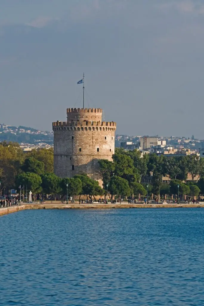 The White Tower on the Thessaloniki waterfront