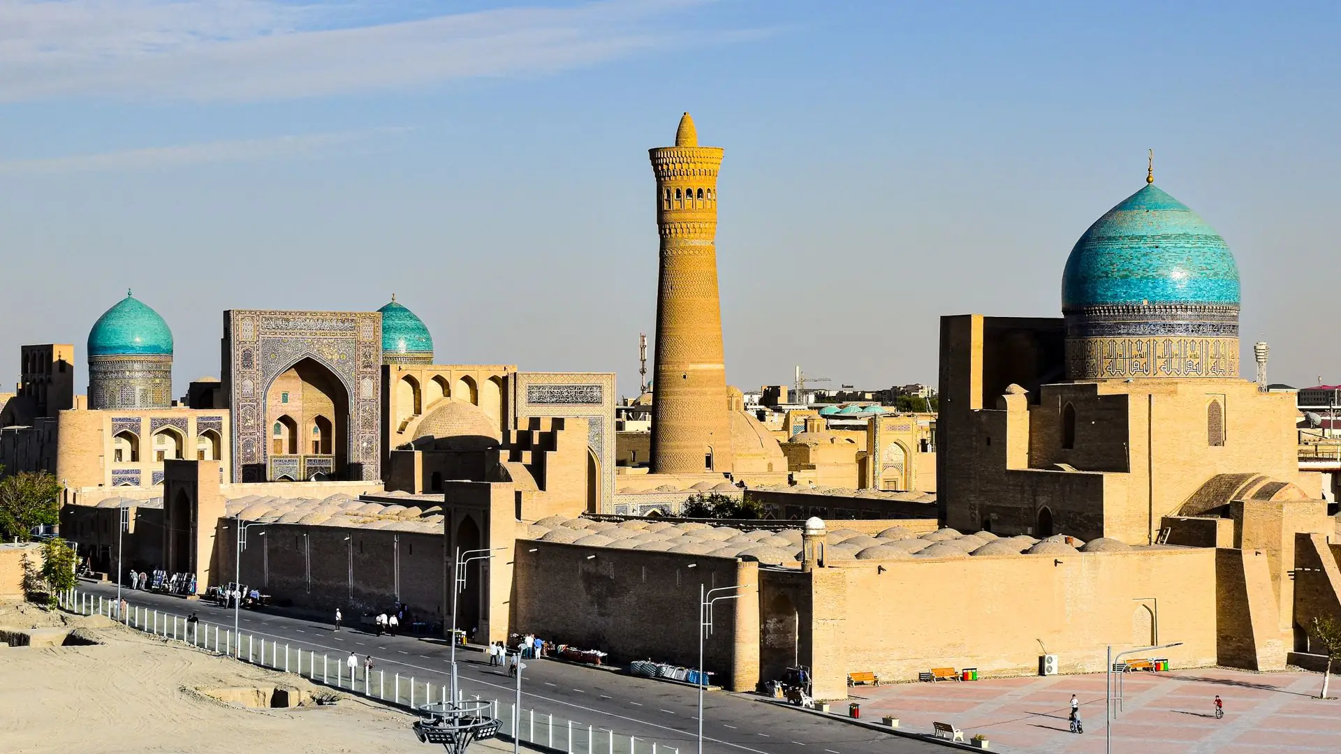 Po-i-Kalyan ensemble with the Kalyan minaret in Bukhara