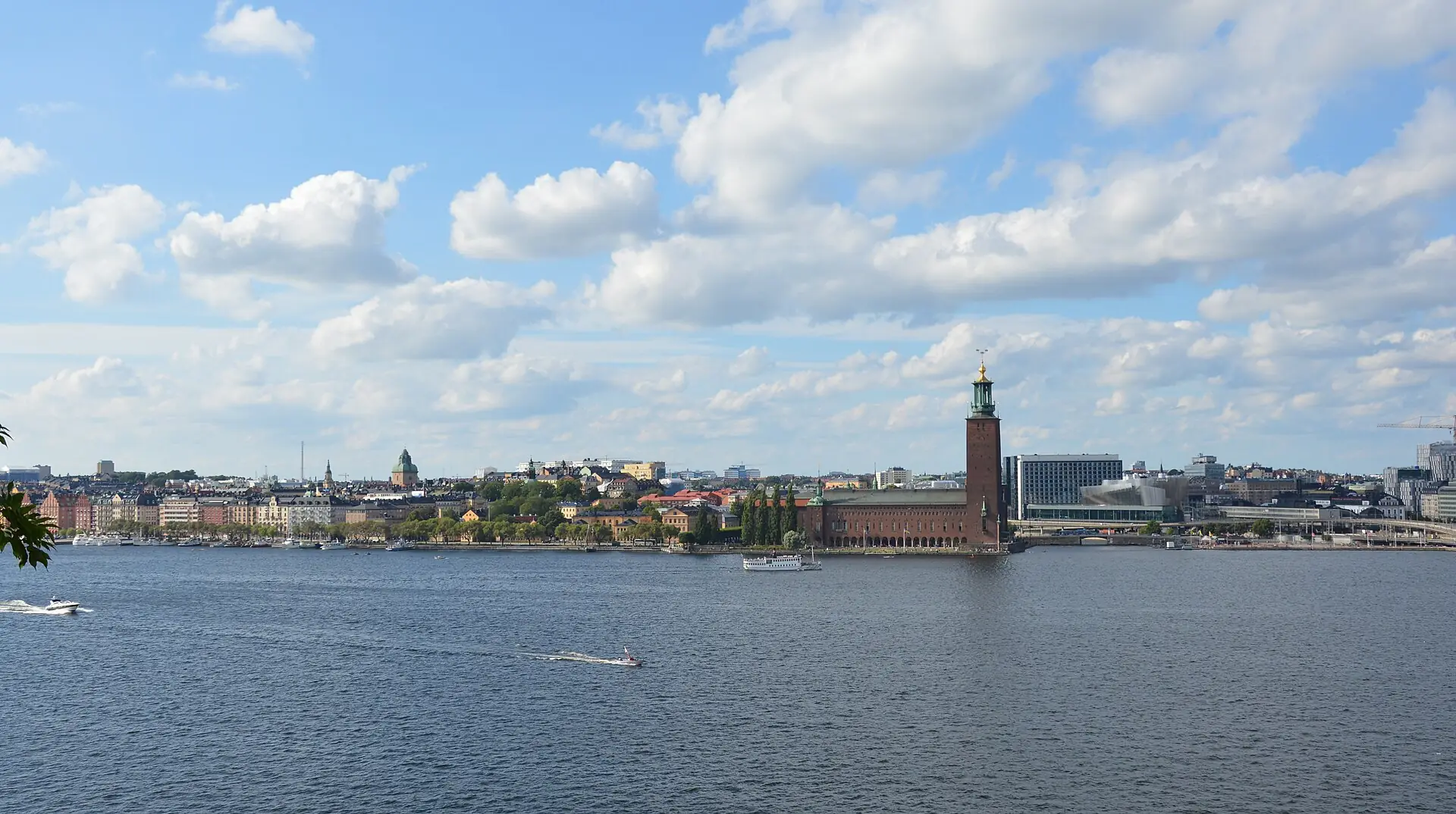 View from Monteliusvägen across Riddarfjärden to Stockholm City Hall